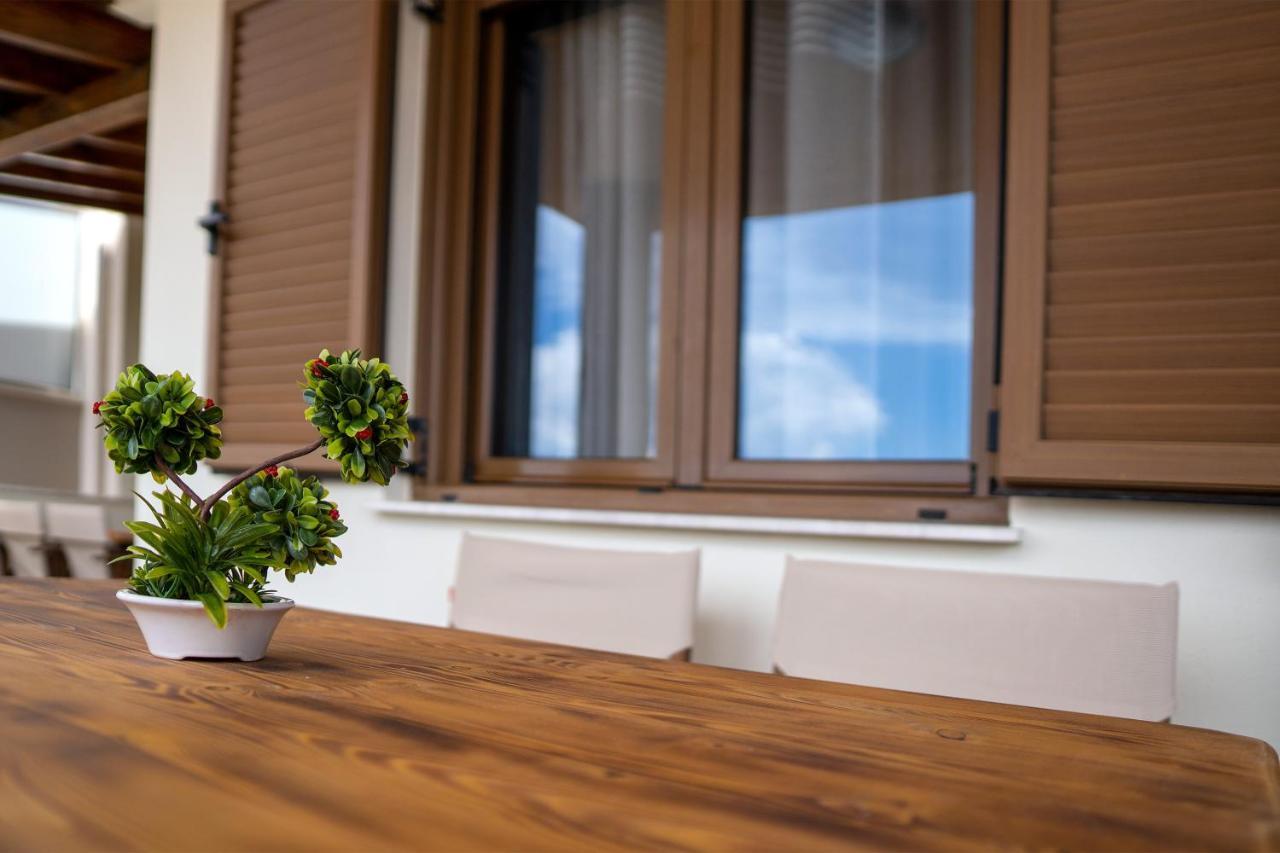 Sea View Apartment Grek Nea 3 Néa Róda Eksteriør bilde